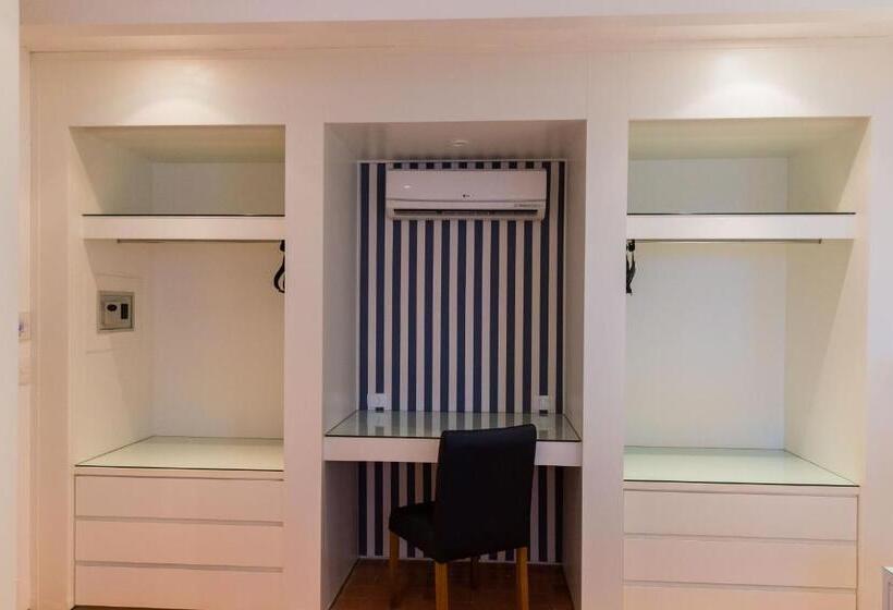 家庭间, Green Village Hotel E Restaurante