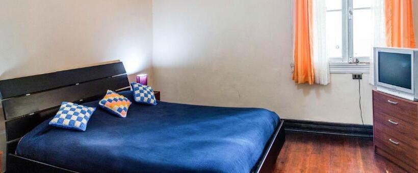 اتاق استاندارد با سرویس بهداشتی مشترک, La Galería B&b