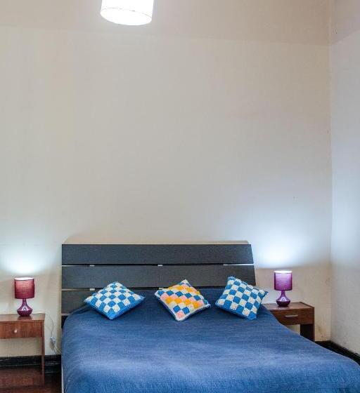 اتاق استاندارد با سرویس بهداشتی مشترک, La Galería B&b