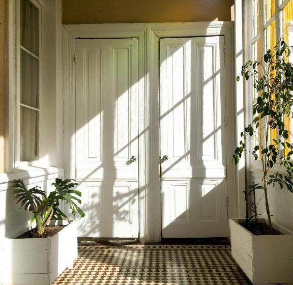اتاق استاندارد با سرویس بهداشتی مشترک, La Galería B&b