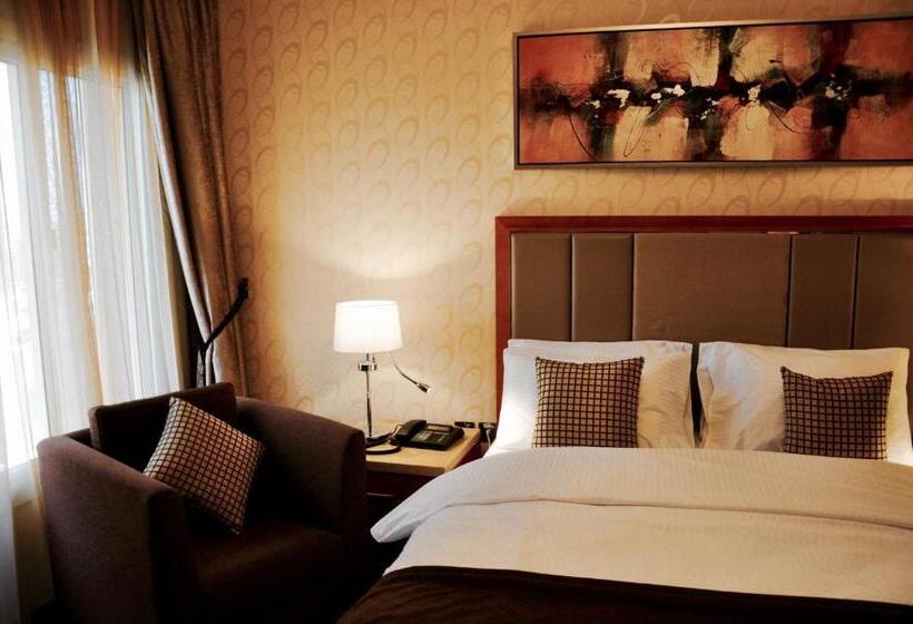 سوییت اجرایی, Asherij