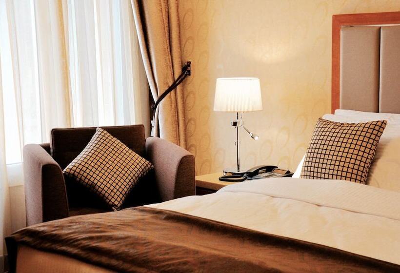 سوییت اجرایی, Asherij