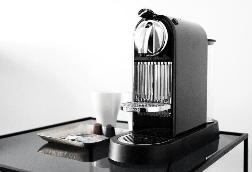 수피리어 룸, Bella Italia