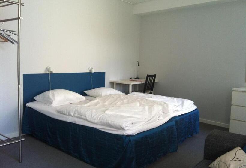 חדר משפחתי, Det Lille