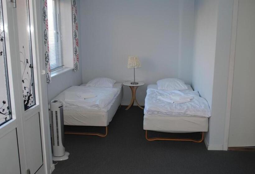 חדר משפחתי, Det Lille