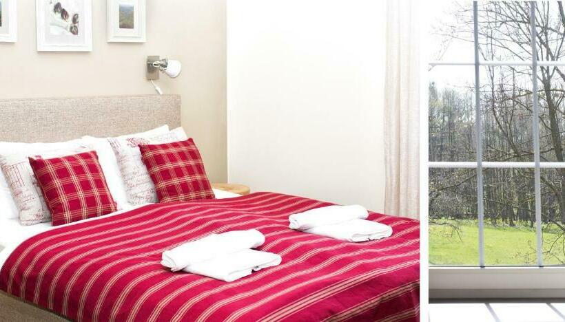 غرفة قياسية, Dom Młynarza