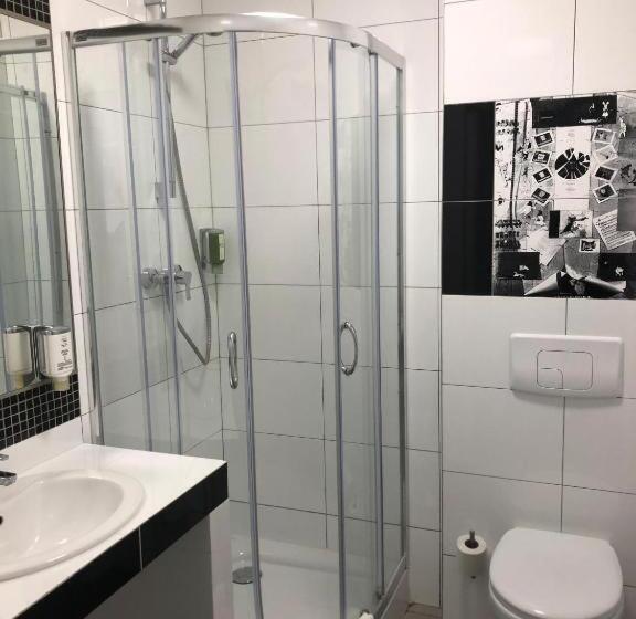 شقة غرفة نوم واحدة مزودة بشُرفة, Dom Młynarza