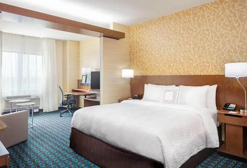 Sviitti King-vuode, Fairfield Inn & Suites By Marriott North Bergen
