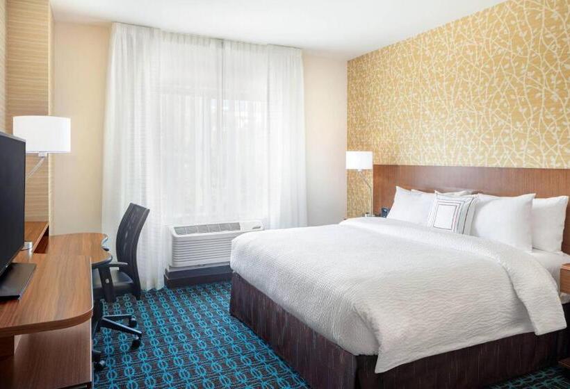 Номер Стандарт Кровать Кинг Адаптированный для Инвалидов, Fairfield Inn & Suites By Marriott North Bergen