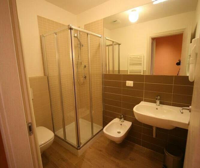 اتاق استاندارد, La Loggia De' Banchi