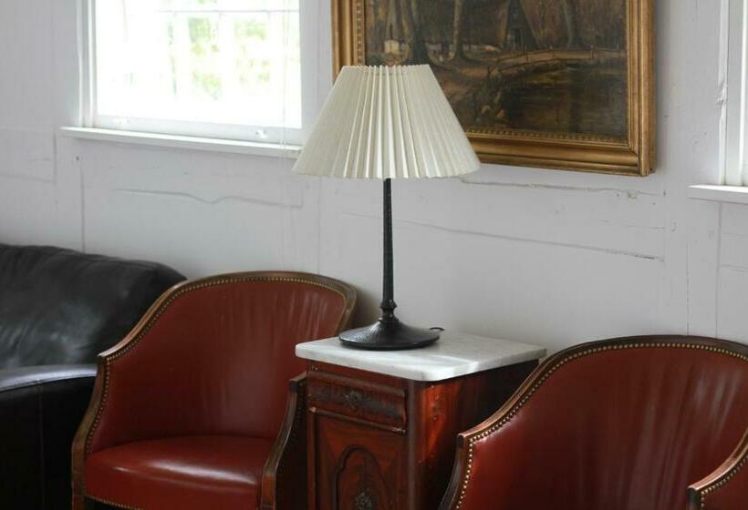 스탠다드 룸, Stege Nor