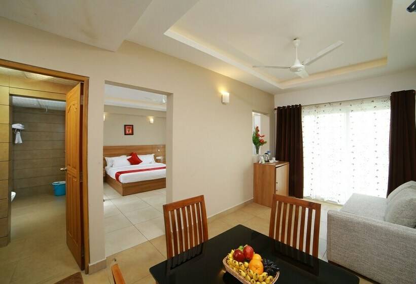 Executive Suite, The Munnar Queen