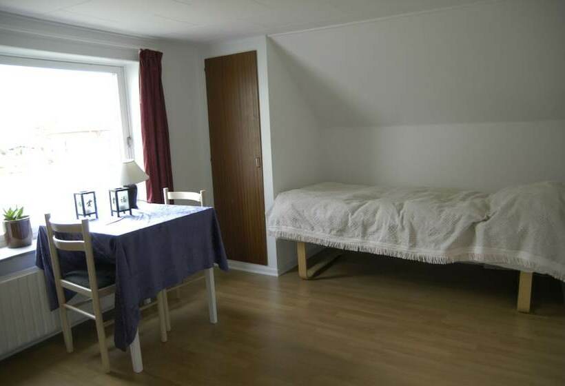 Cameră Standard cu Baie Comună, Nr. Nebel Overnatning Hostel