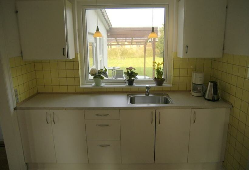 Cameră Standard cu Baie Comună, Nr. Nebel Overnatning Hostel