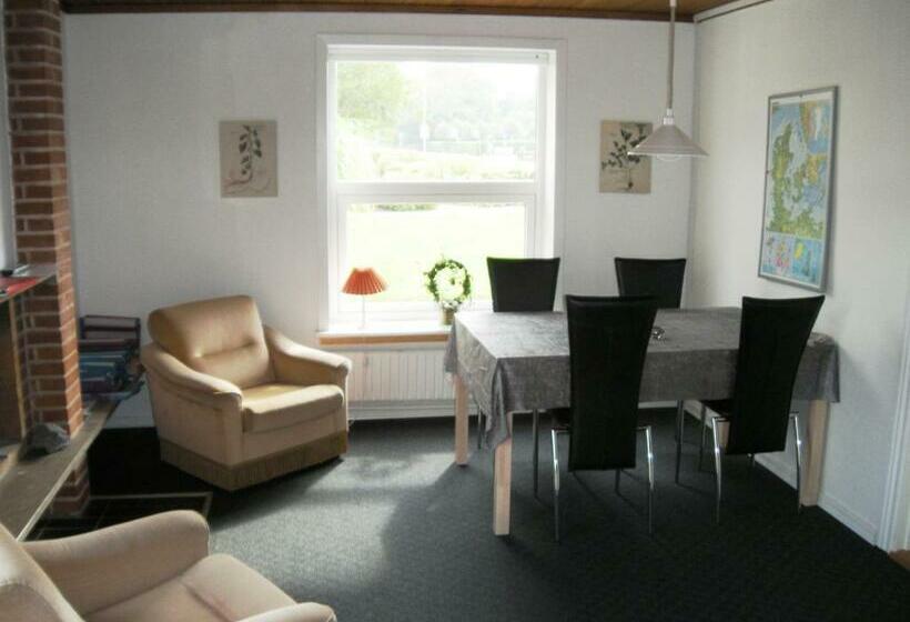 带共用浴室的标准房间, Nr. Nebel Overnatning Hostel