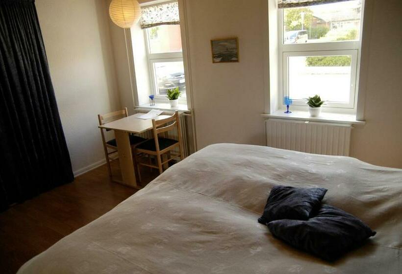 Cameră Standard cu Baie Comună, Nr. Nebel Overnatning Hostel