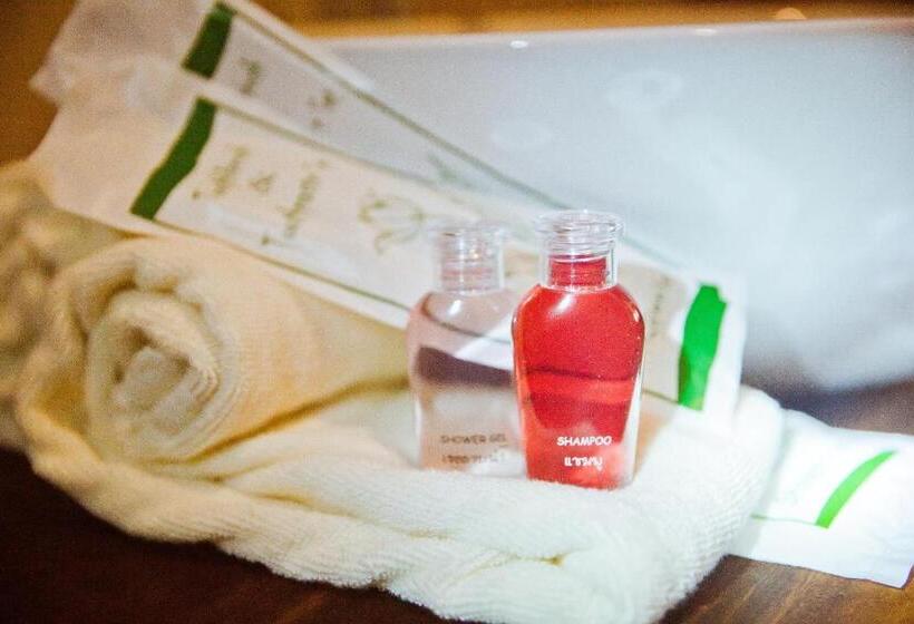 בקתה דלוקס, Phi Phi Phu Chalet Resort