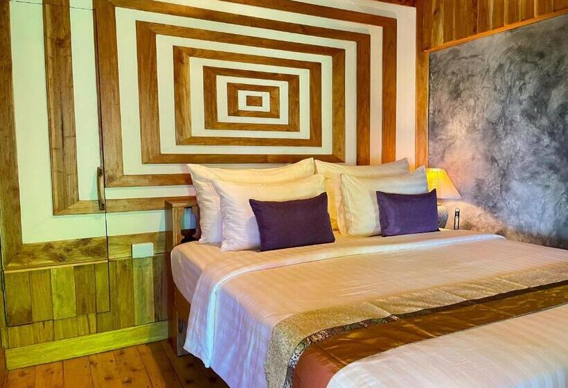 Bungalow Standard 2 Bedrooms Garden View, Phi Phi Phu Chalet Resort