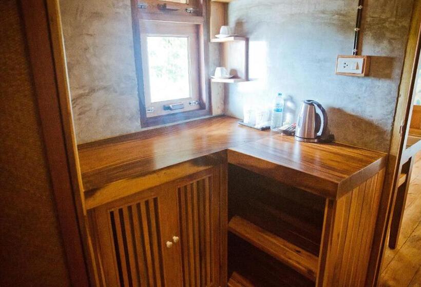 בקתה סופריור, Phi Phi Phu Chalet Resort