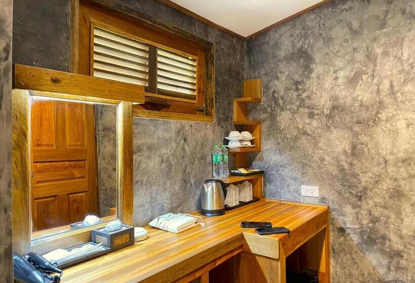 Bungalow Standard 2 Bedrooms Garden View, Phi Phi Phu Chalet Resort