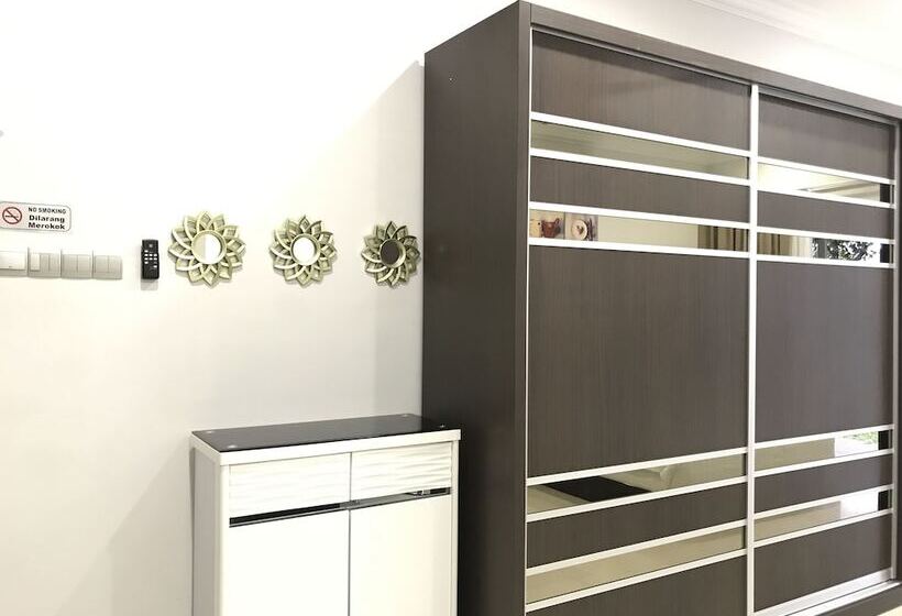 إستوديو ديلوكس, Sunset Seaview Vacation Condos City Centre @ Imago Shopping Mall