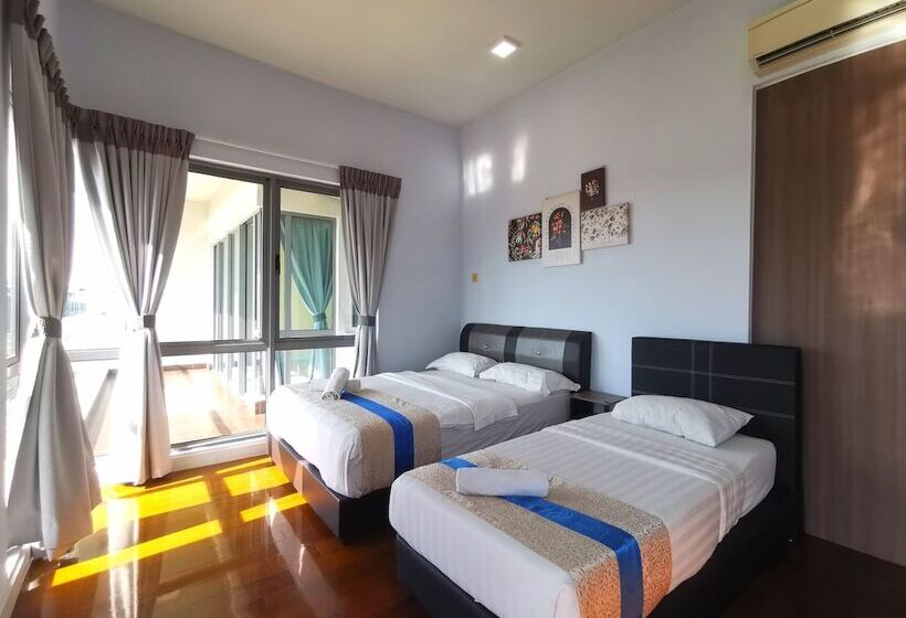 Апартаменты Superior 3 Спальни, Sunset Seaview Vacation Condos City Centre @ Imago Shopping Mall