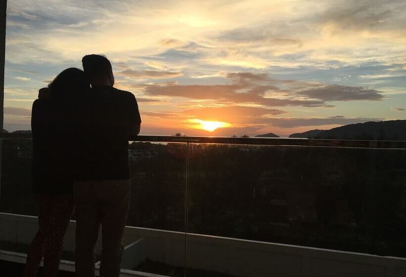 شقة 3 غرف مطلة على البحر, Sunset Seaview Vacation Condos City Centre @ Imago Shopping Mall