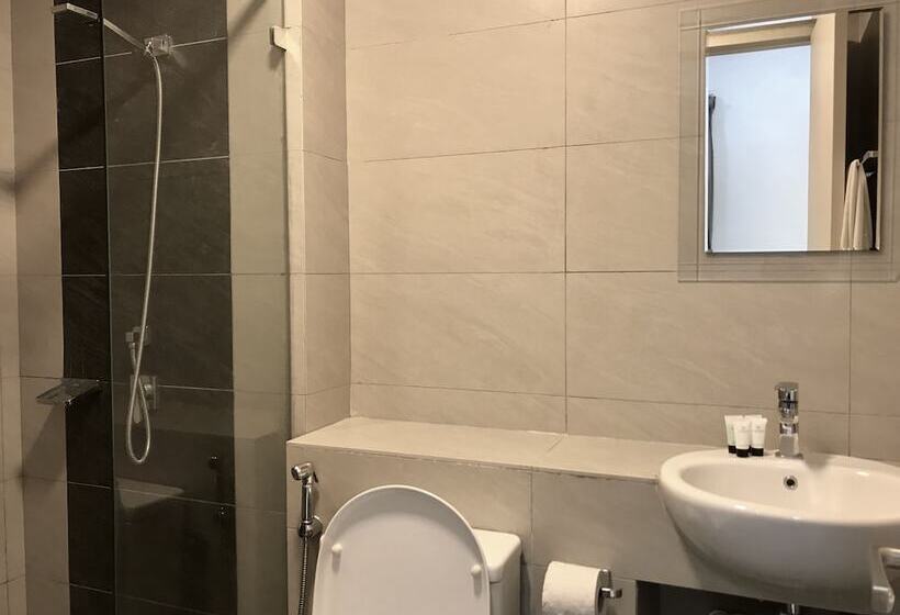 شقة 3 غرف مطلة على البحر, Sunset Seaview Vacation Condos City Centre @ Imago Shopping Mall