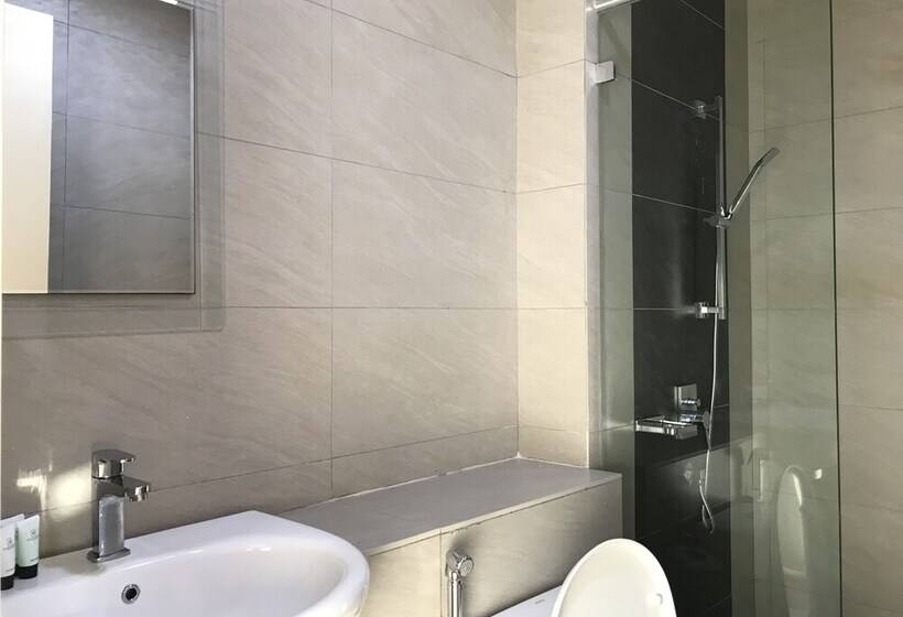 شقة 3 غرف مطلة على البحر, Sunset Seaview Vacation Condos City Centre @ Imago Shopping Mall