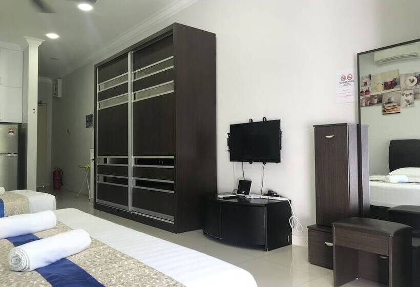 Студия Deluxe, Sunset Seaview Vacation Condos City Centre @ Imago Shopping Mall