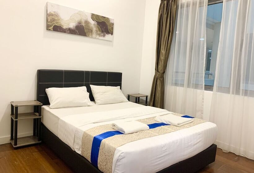 Апартаменты 3 Спальни Вид на Море, Sunset Seaview Vacation Condos City Centre @ Imago Shopping Mall