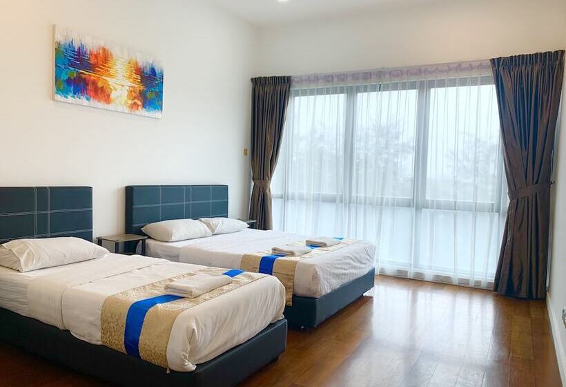 شقة 3 غرف مطلة على البحر, Sunset Seaview Vacation Condos City Centre @ Imago Shopping Mall