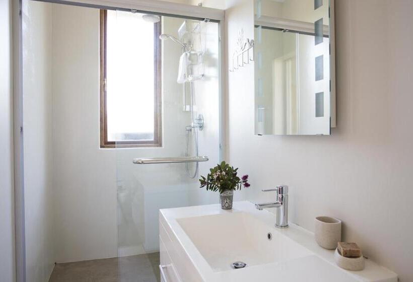 Standard Værelse, 43 On Sandstone