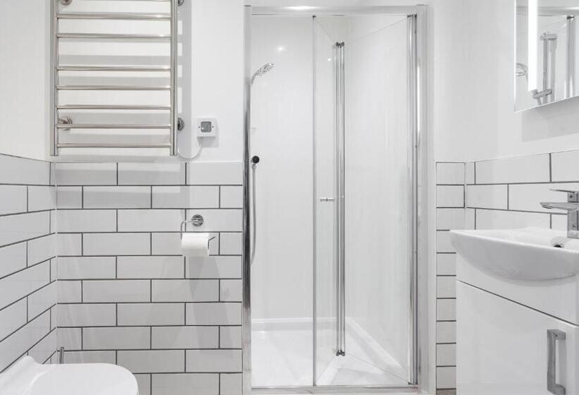 חדר יחיד נוף לגינה, The Olive Branch