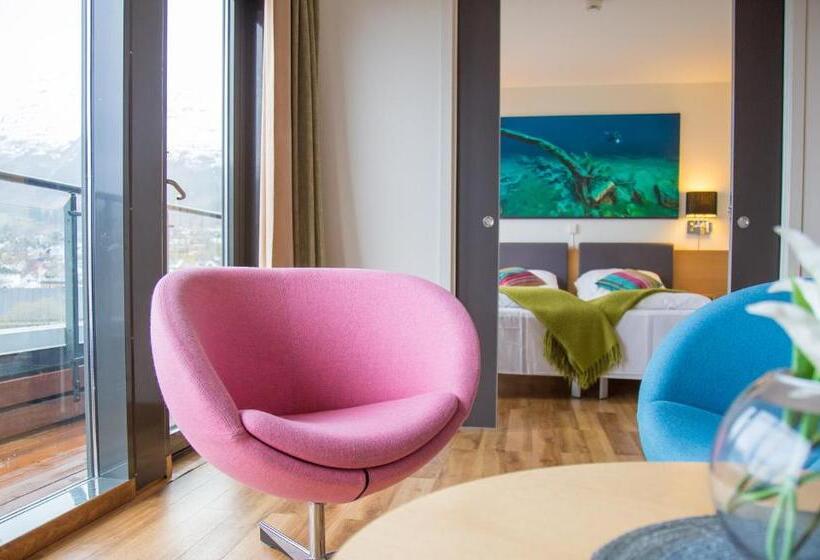Полулюкс, Havila Hotel Ivar Aasen