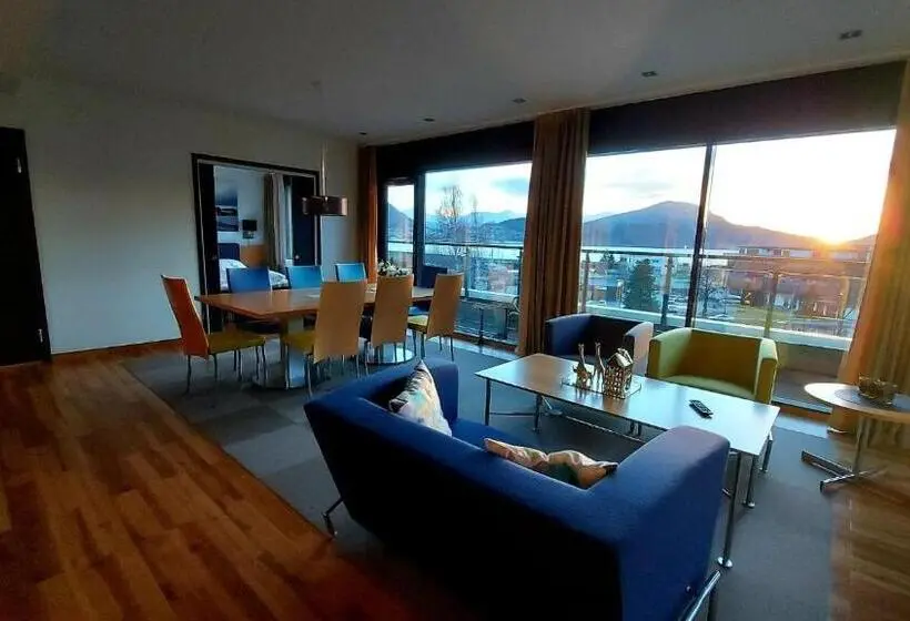 Sviitti Parveke, Havila Hotel Ivar Aasen