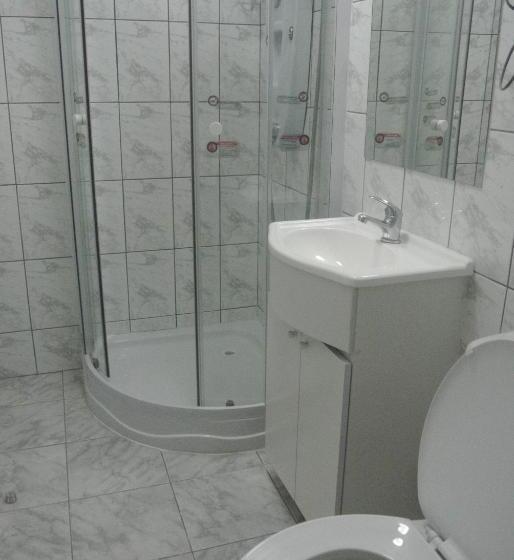 4 Bett Standardzimmer, Hostal Solaris