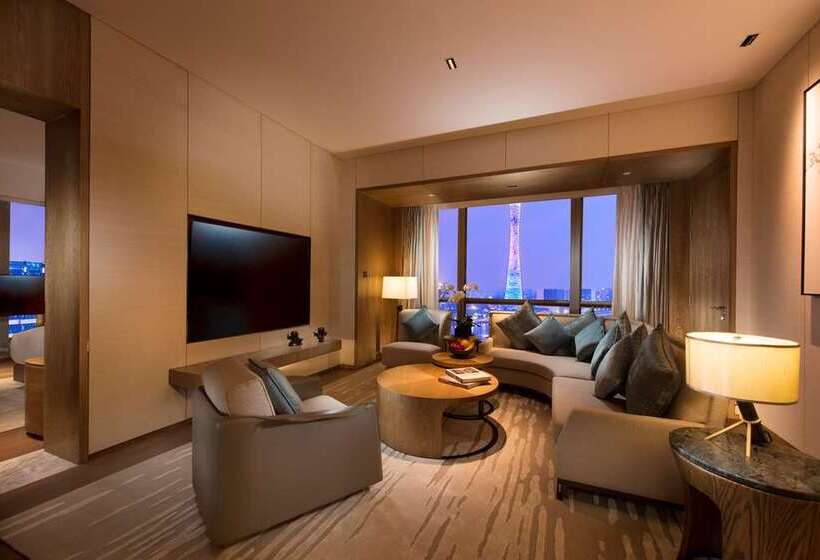 Президентский Люкс, Conrad Guangzhou