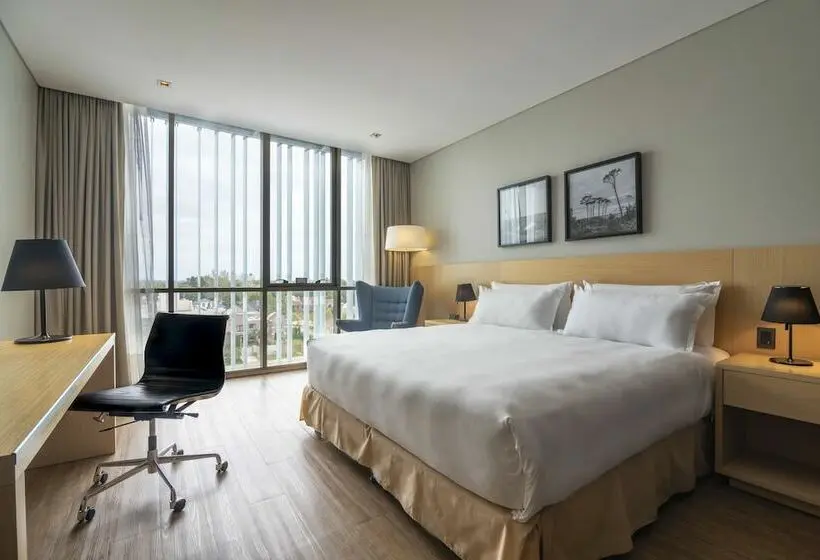 اتاق استاندارد با تخت دوبل, Hampton By Hilton Montevideo Carrasco