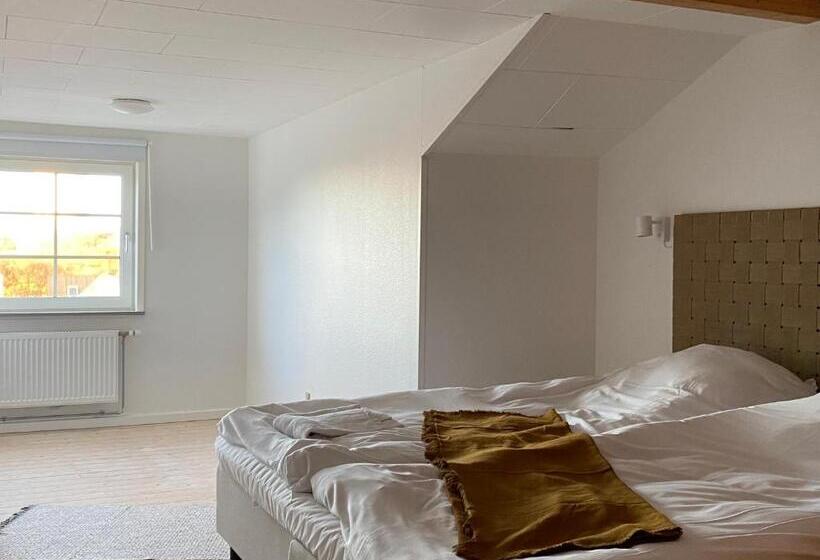 غرفة عائلية, Klitbakken