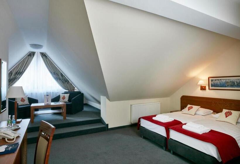 اتاق لوکس, Logos