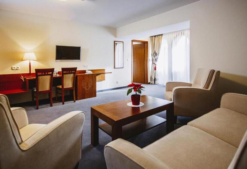 آپارتمان 1 خوابه با بالکن, Logos