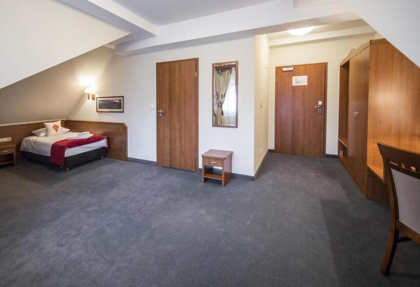 اتاق استاندارد یک نفره, Logos