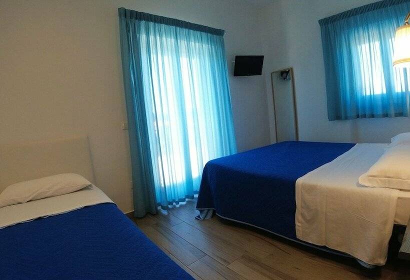 اتاق کلاسیک سه تخته, Rio Claro