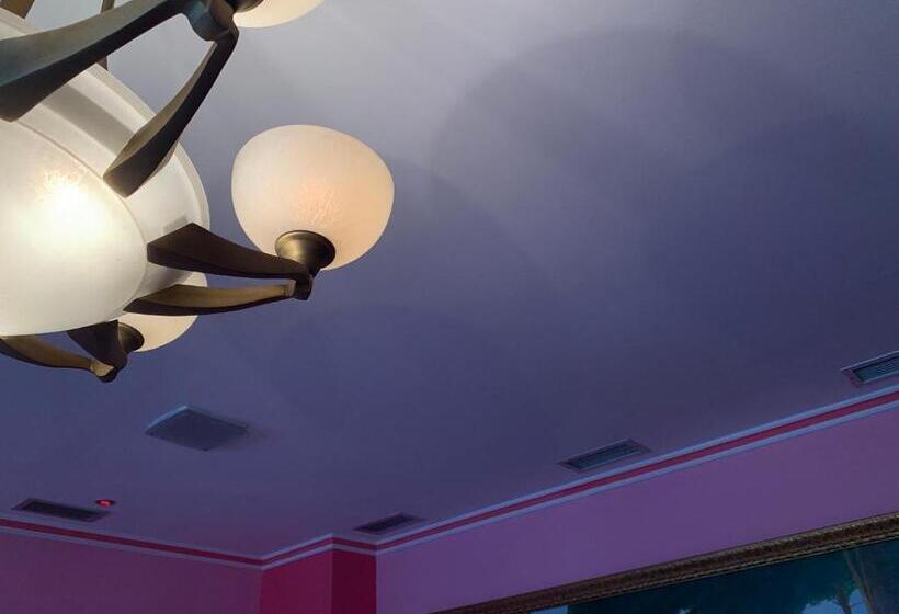 סוויטה דלוקס, Rosa Blu