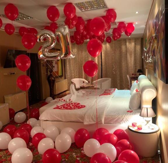 סוויטה דלוקס, Rosa Blu