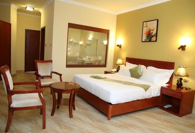 Deluxe Værelse, Ye Afoli International