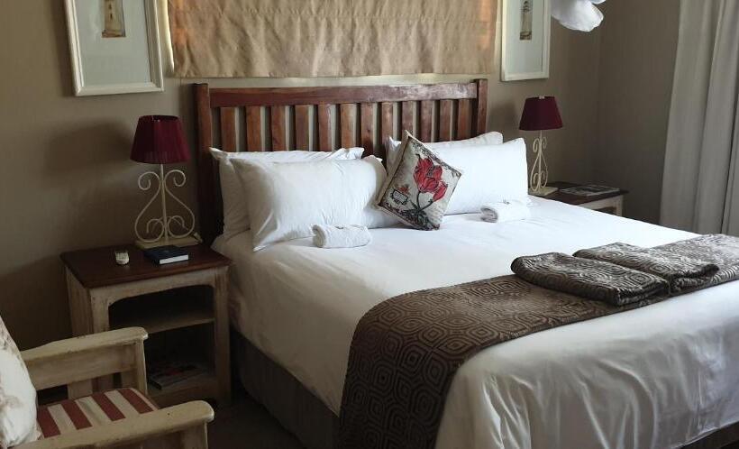 בקתת חדר, Stoep Cafe Guest House