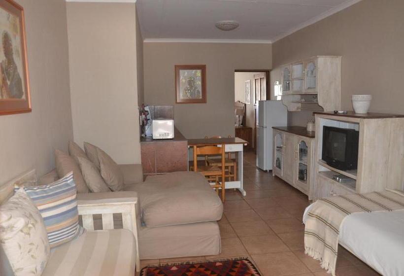 בקתת חדר, Stoep Cafe Guest House