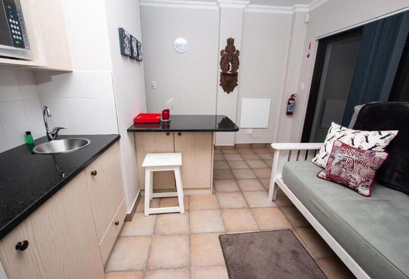 סוויטה, Van Den Berg S Guesthouse